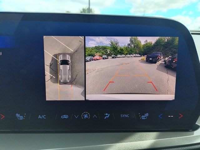2024 Chevrolet Traverse FWD LT