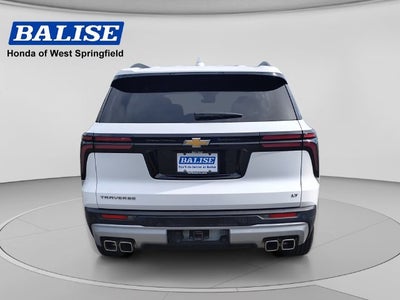 2024 Chevrolet Traverse FWD LT