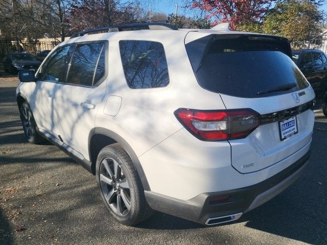 2025 Honda Pilot Touring