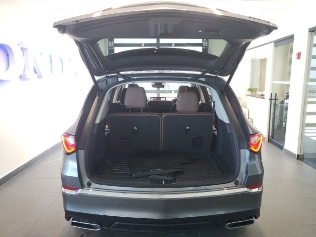 2023 Acura MDX w/Technology Package