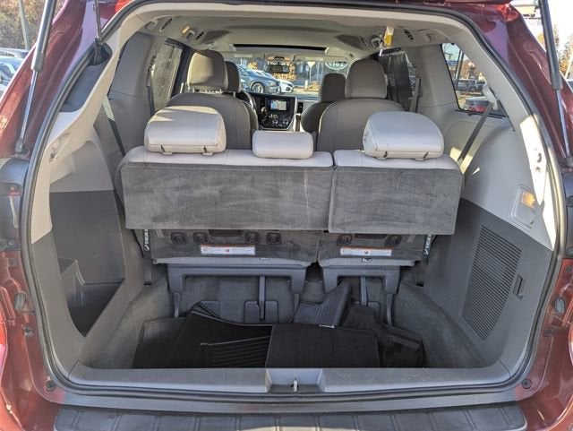 2017 Toyota Sienna XLE