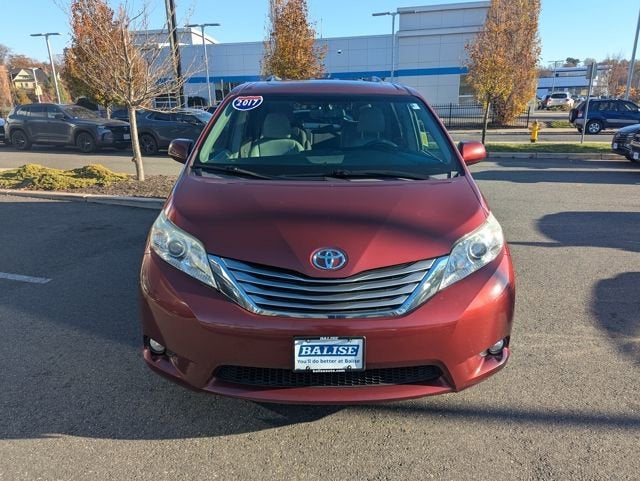 2017 Toyota Sienna XLE