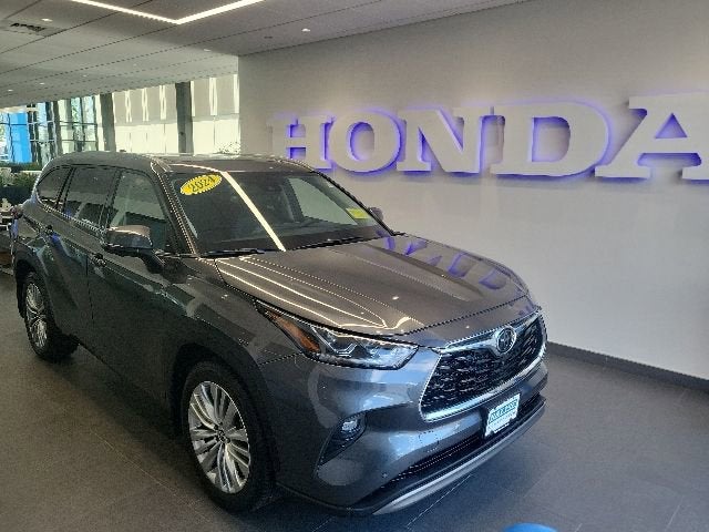 2024 Toyota Highlander Platinum