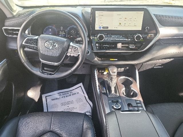 2024 Toyota Highlander Platinum