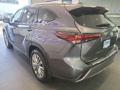 2024 Toyota Highlander Platinum