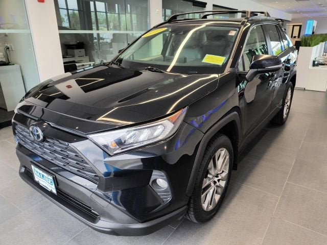 2019 Toyota RAV4 XLE Premium
