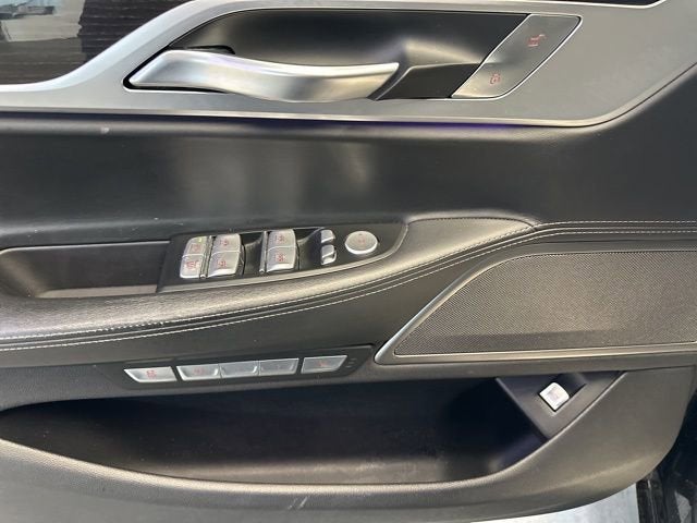 2016 BMW 7 Series 750i xDrive