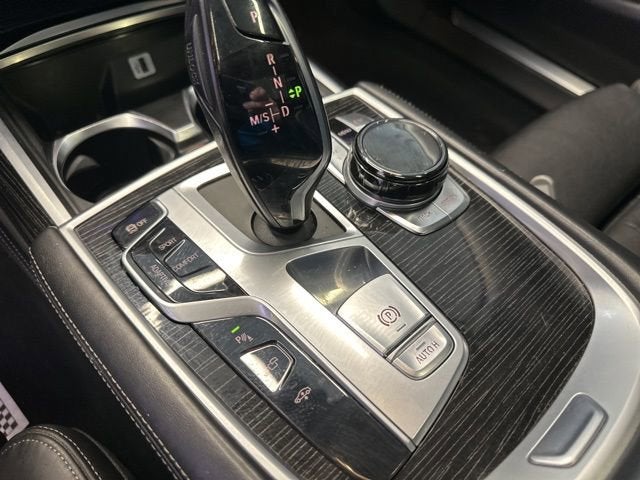 2016 BMW 7 Series 750i xDrive
