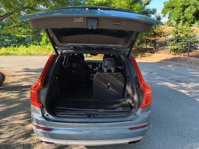 2020 Volvo XC90 Momentum