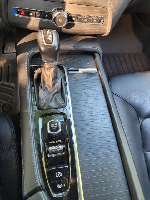 2020 Volvo XC90 Momentum