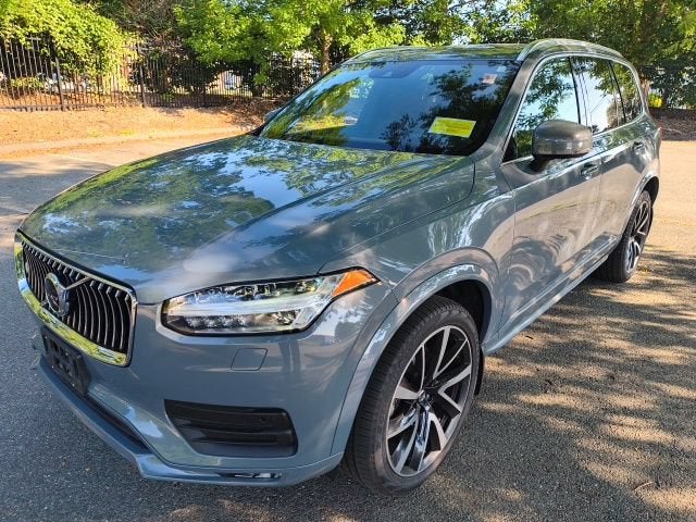 2020 Volvo XC90 Momentum
