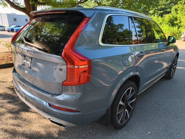 2020 Volvo XC90 Momentum