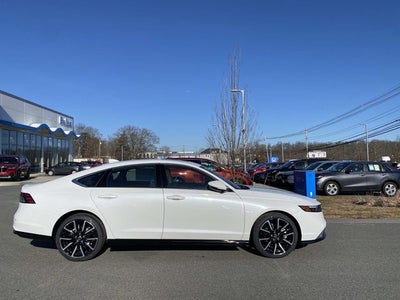 2025 Honda Accord Hybrid Touring