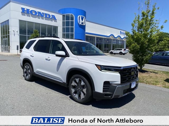 2026 Honda Pilot Touring AWD's photo